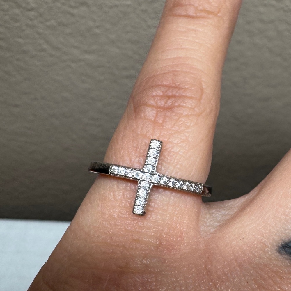 Silver Cross ring 925